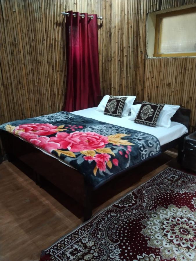 Pahaadi Dhun Homestay Chamba  Екстер'єр фото