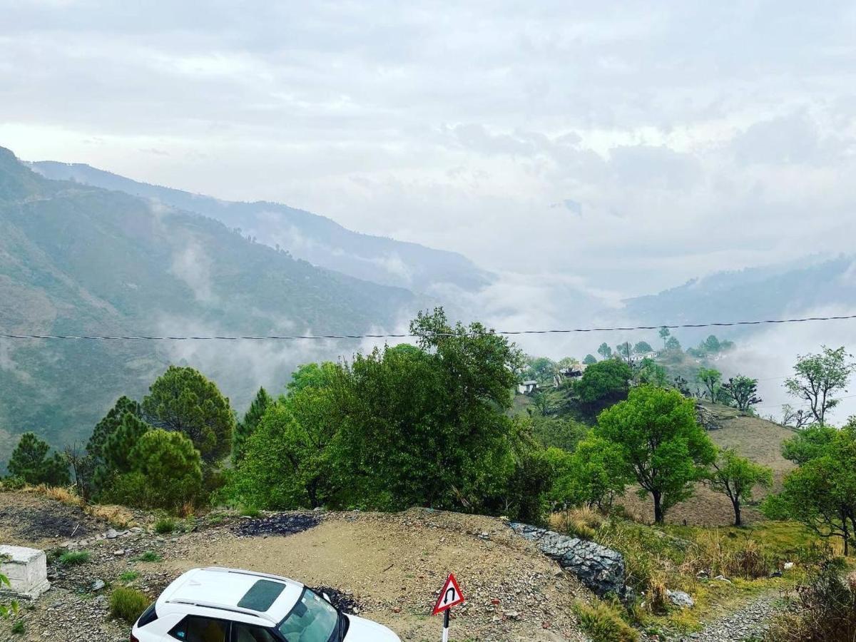 Pahaadi Dhun Homestay Chamba  Екстер'єр фото